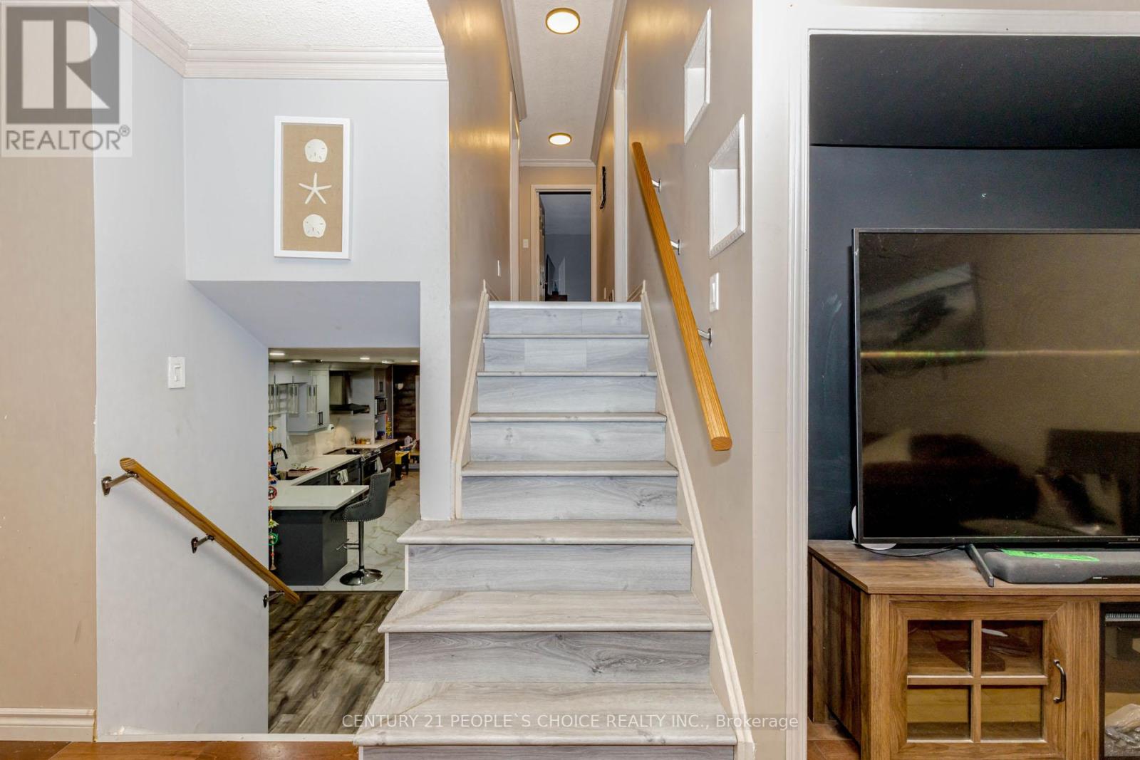 32 Elderwood Place Property Photo 24