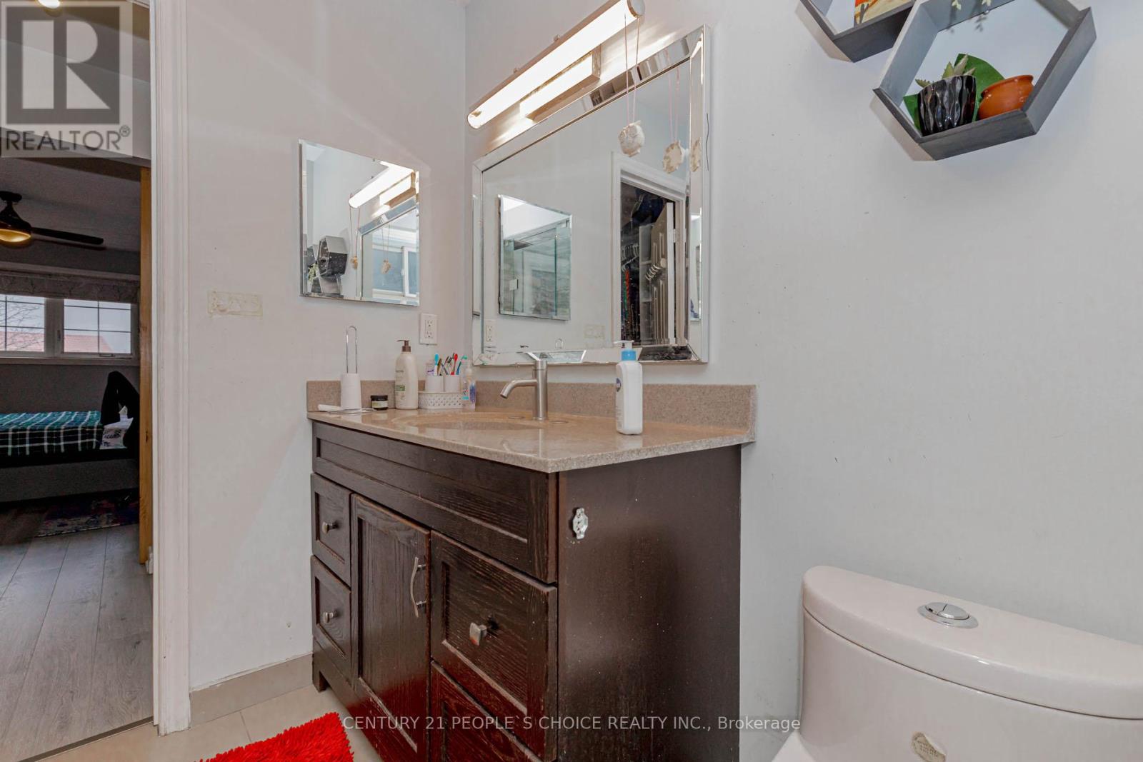 32 Elderwood Place Property Photo 29