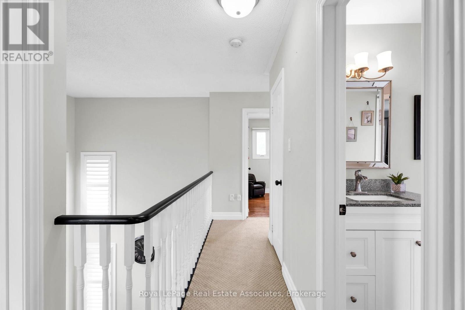 22 Mccullough Crescent Property Photo 18
