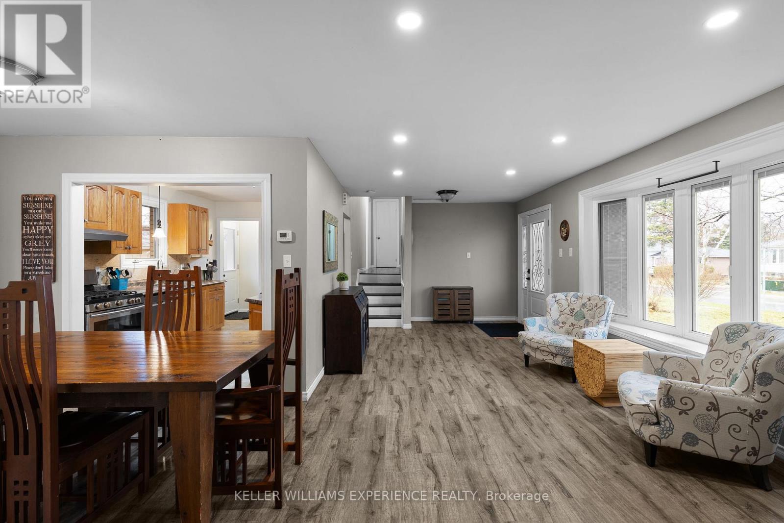 27 Rustic Crescent Property Photo 10