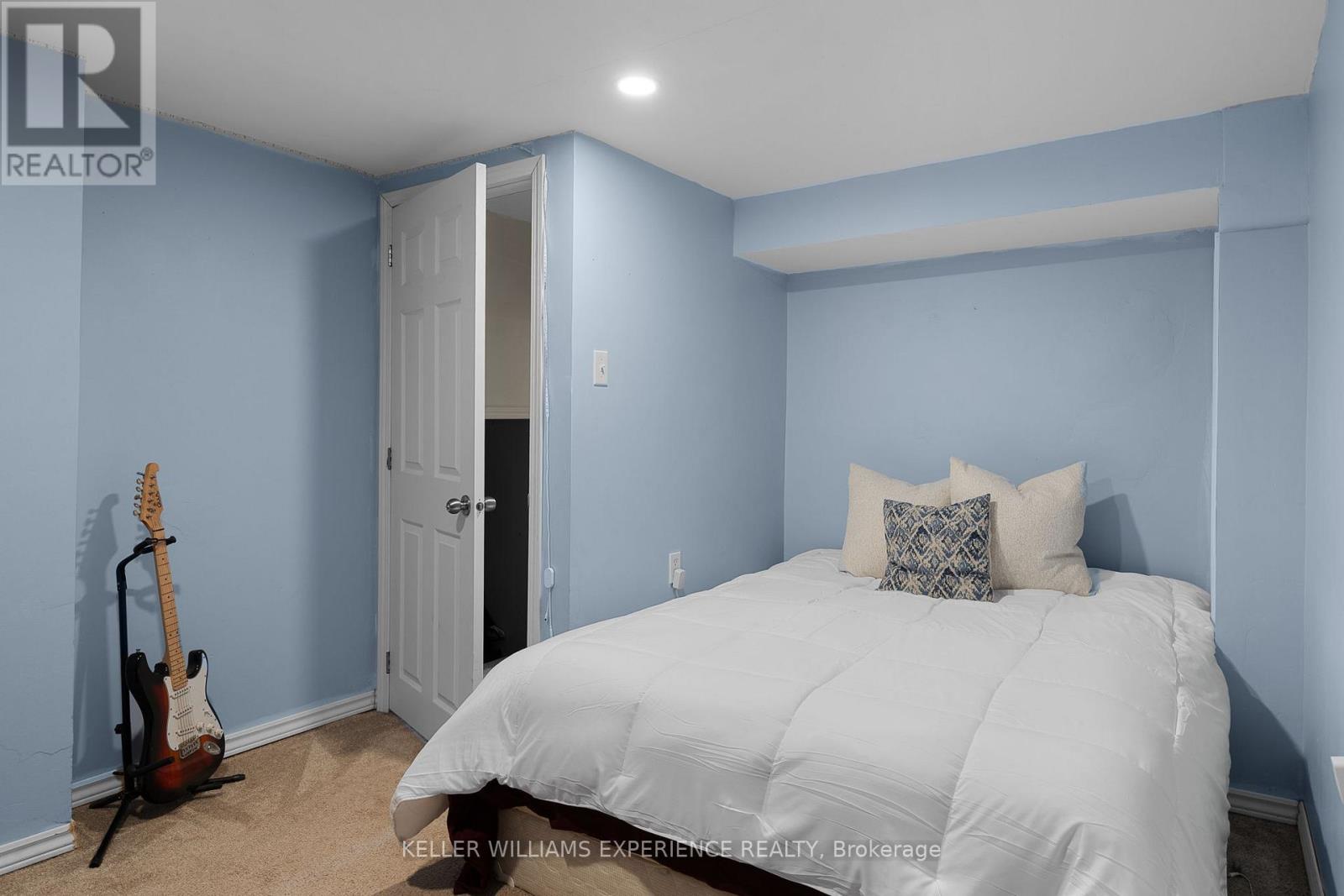 27 Rustic Crescent Property Photo 20
