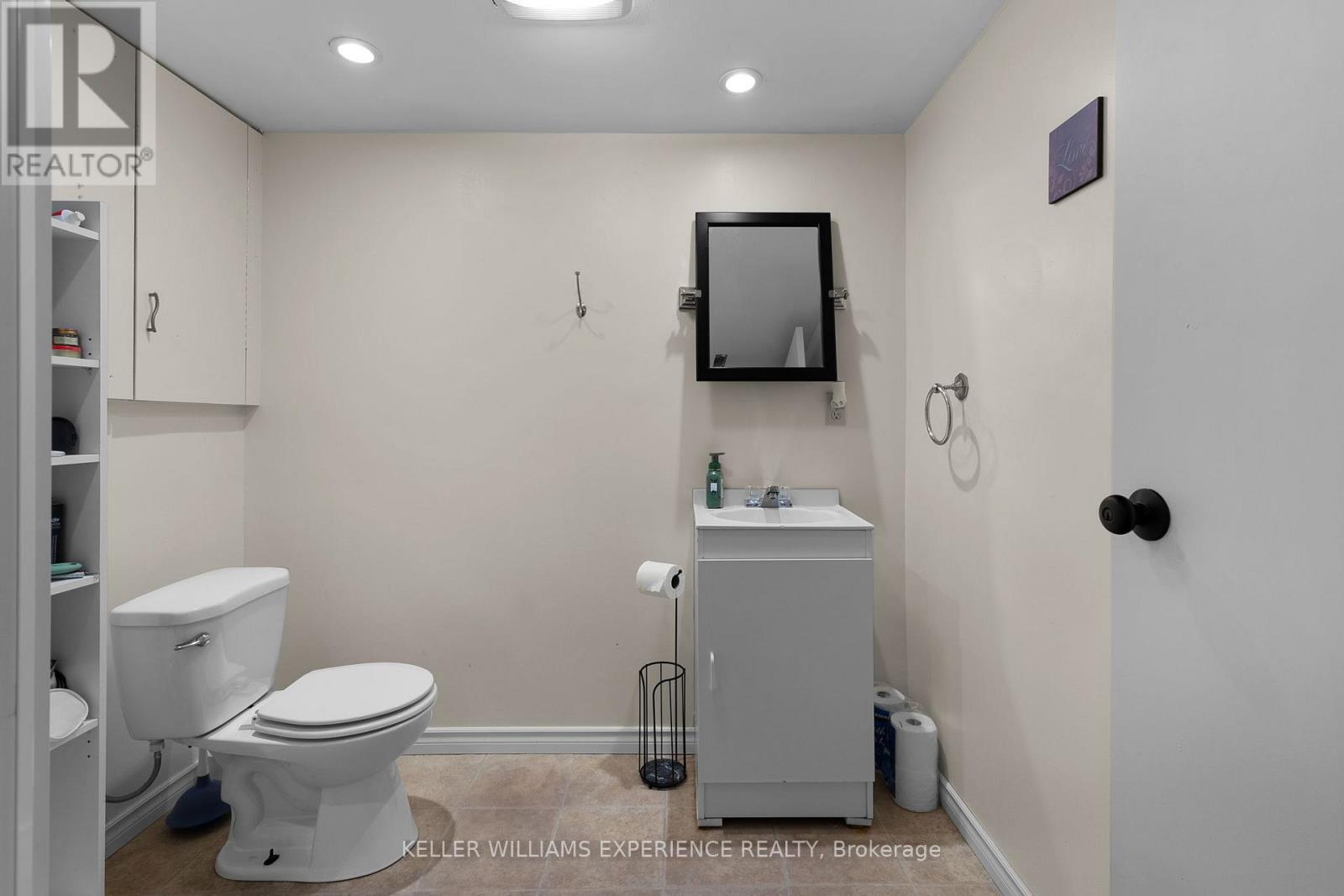27 Rustic Crescent Property Photo 21