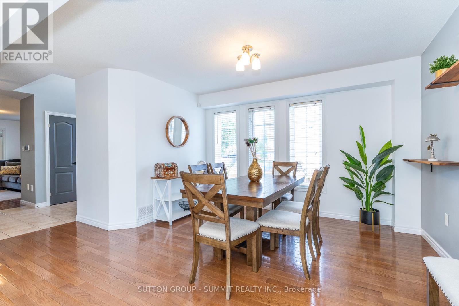 54 - 4055 Forest Run Avenue S Property Photo 14