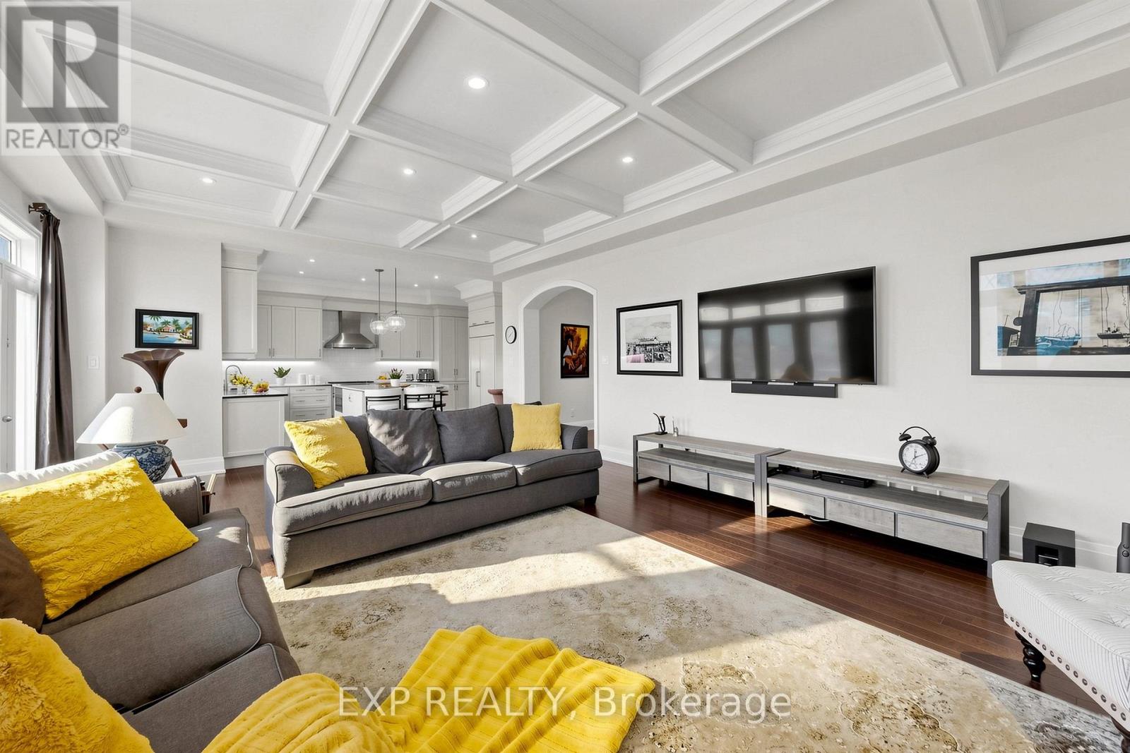 5 Natural Terrace Property Photo 13