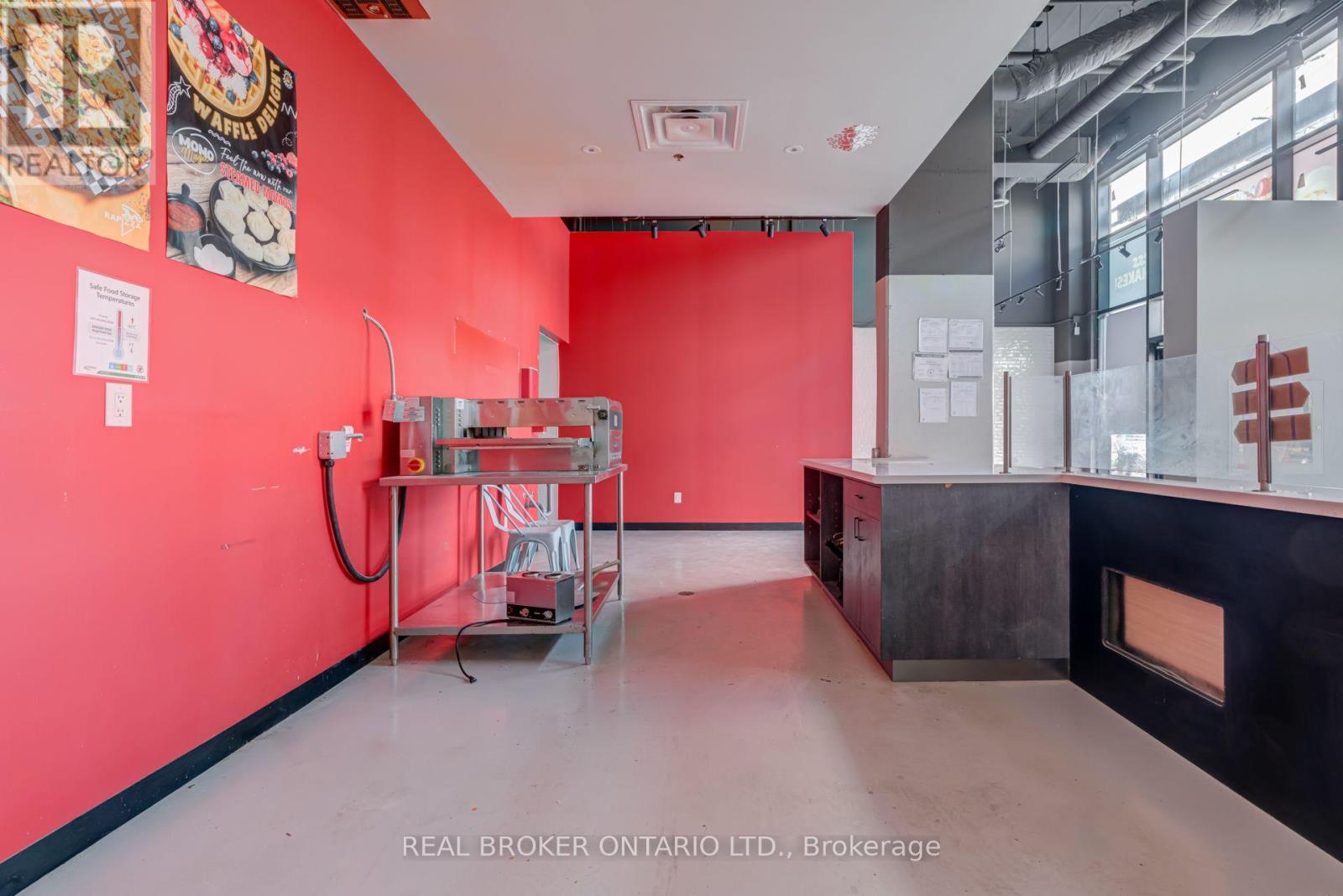 3 - 5220 Dundas Street Property Photo 17