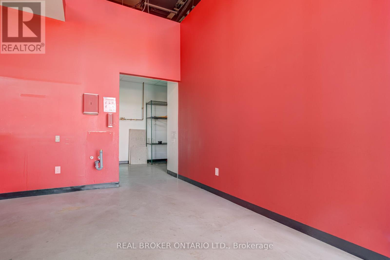 3 - 5220 Dundas Street Property Photo 20