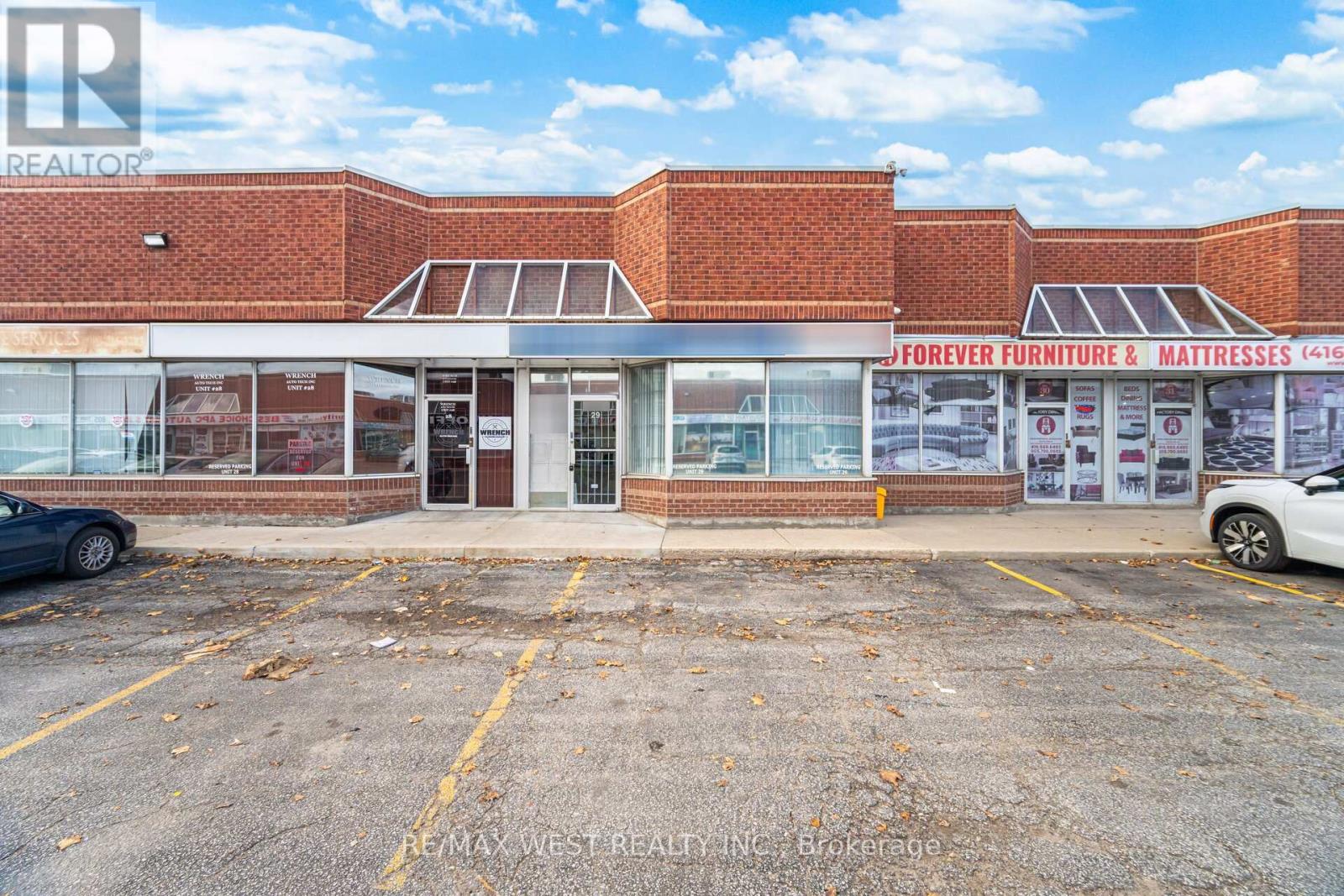 29 - 2565 Steeles Avenue E Photo de la propriété 1