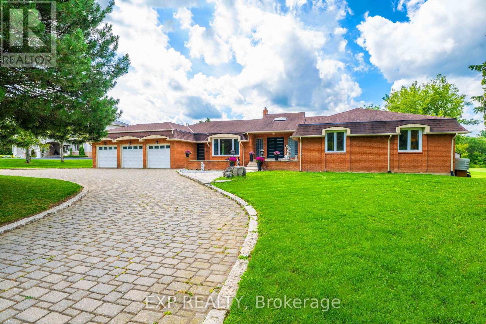 4 Ingleview Drive Property Photo 2