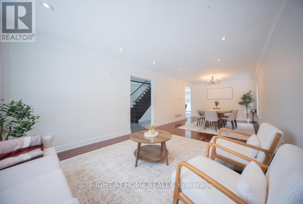 2088 Perran Drive Property Photo 5