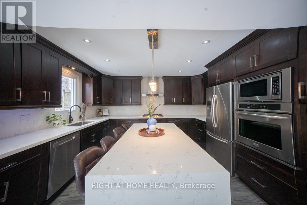 2088 Perran Drive Property Photo 11