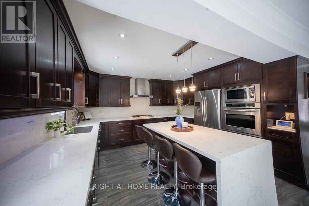 2088 Perran Drive Property Photo 13