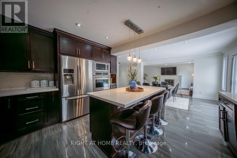 2088 Perran Drive Property Photo 14