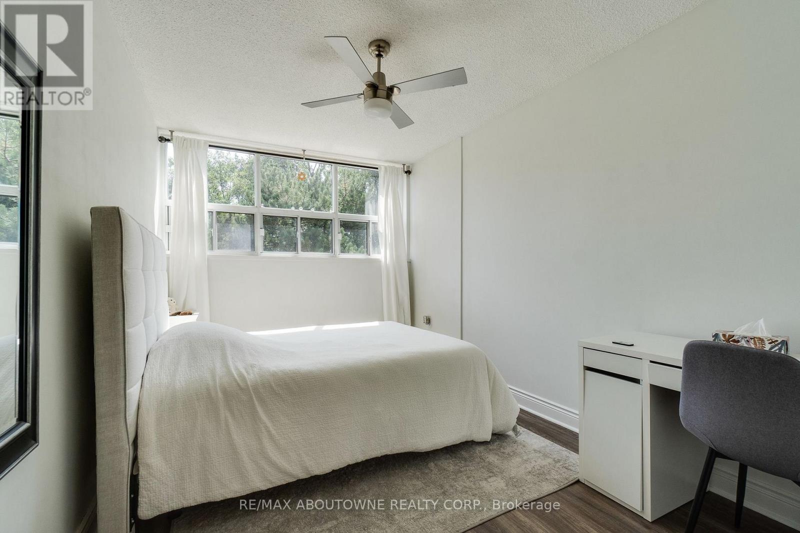 507 - 212 Kerr Street Property Photo 27