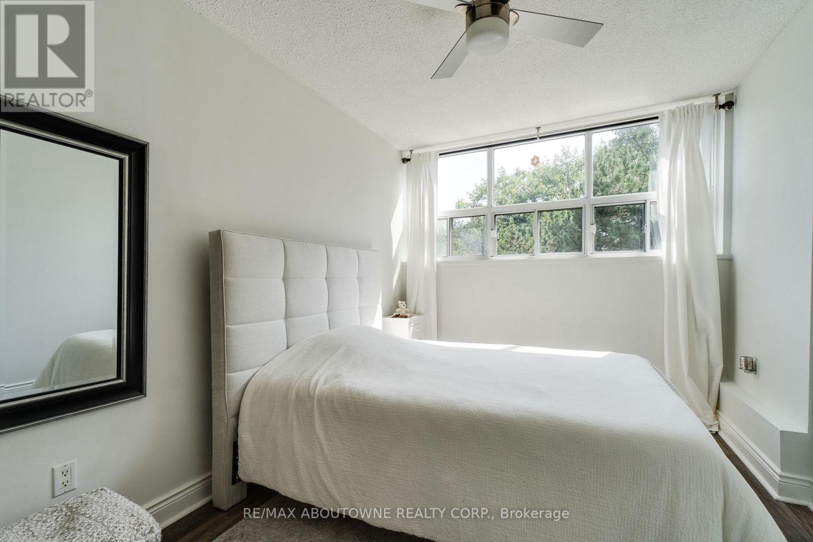 507 - 212 Kerr Street Property Photo 29