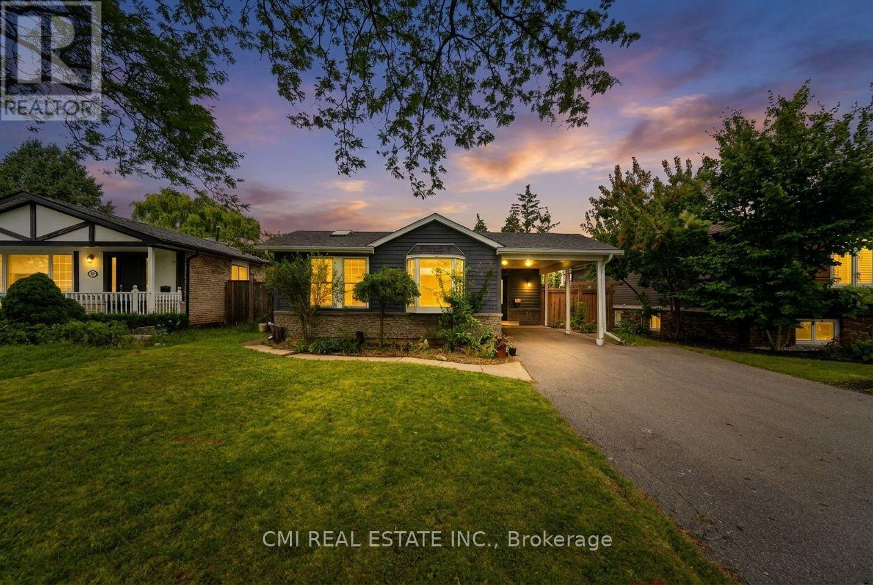 677 LOMOND CRESCENT