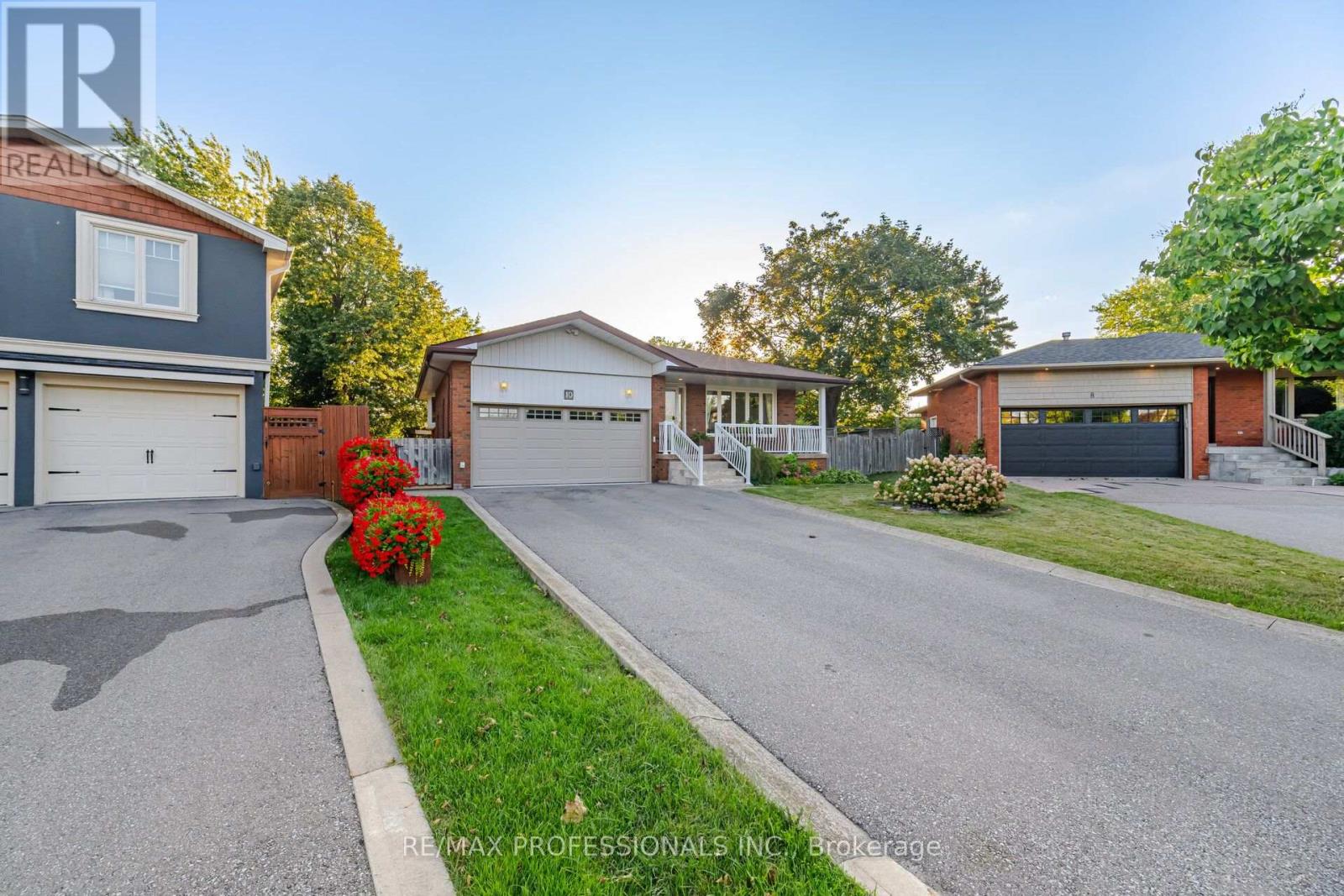 10 Hopedale Court Property Photo 1