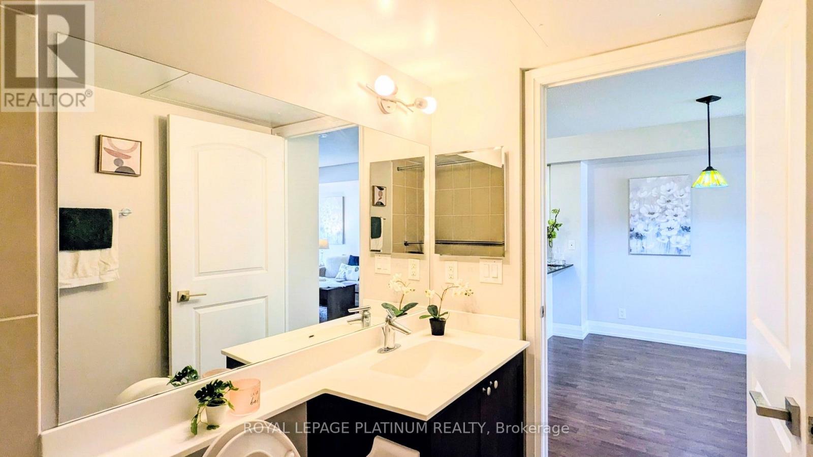 503 - 1070 Sheppard Avenue W Property Photo 14