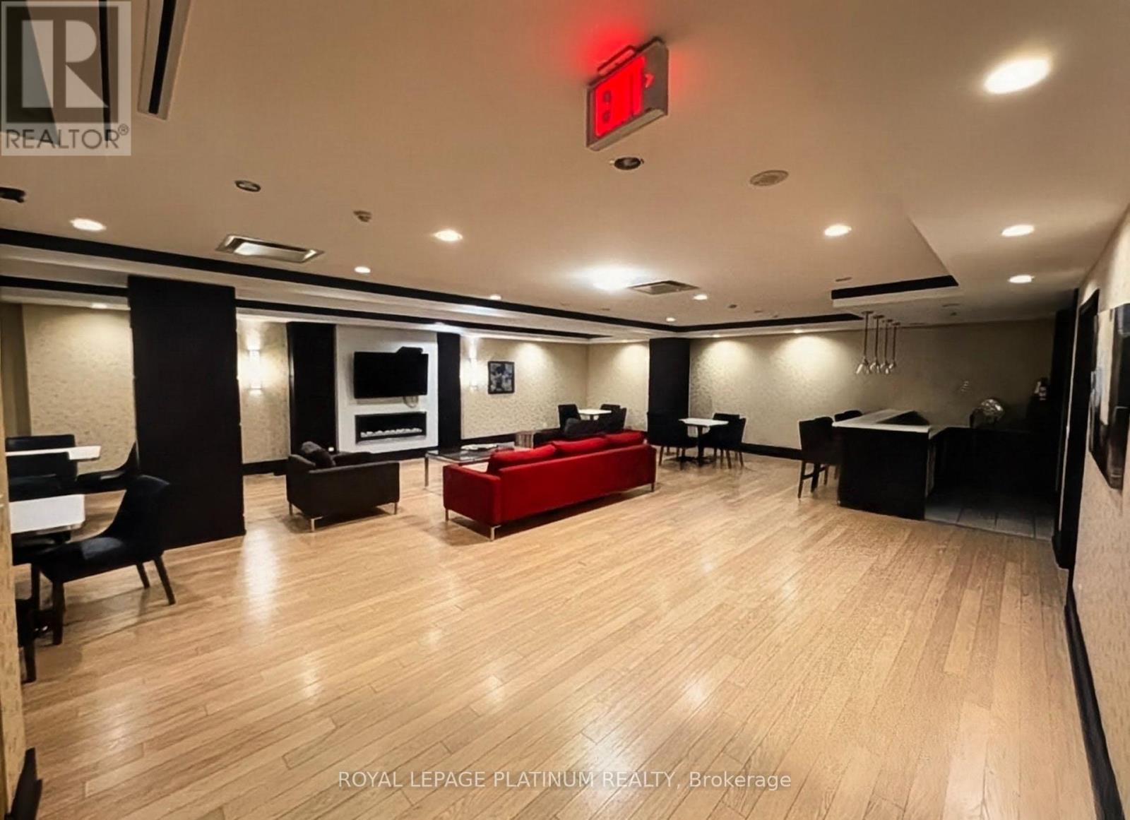 503 - 1070 Sheppard Avenue W Property Photo 20