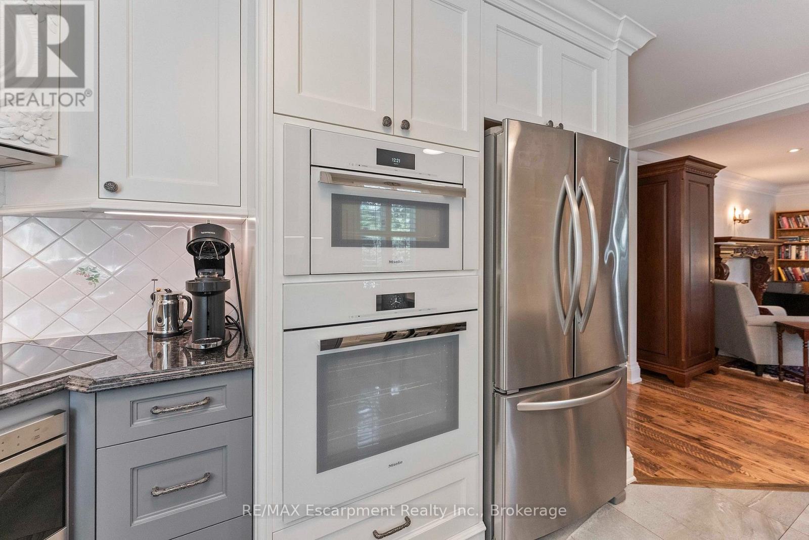 380 Watson Avenue Property Photo 11
