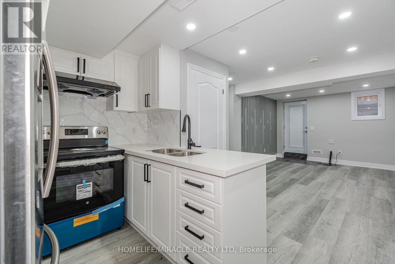 2 - 15 Averill Road Property Photo 5