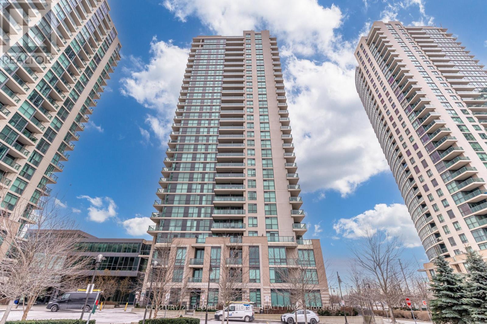 2005 - 215 Sherway Gardens Road Property Photo 1