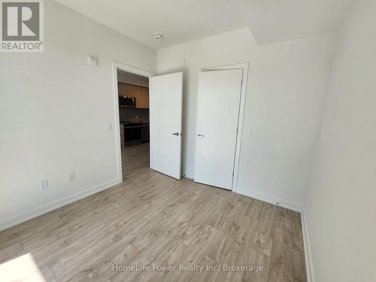 308 - 770 Whitlock Avenue Property Photo 9