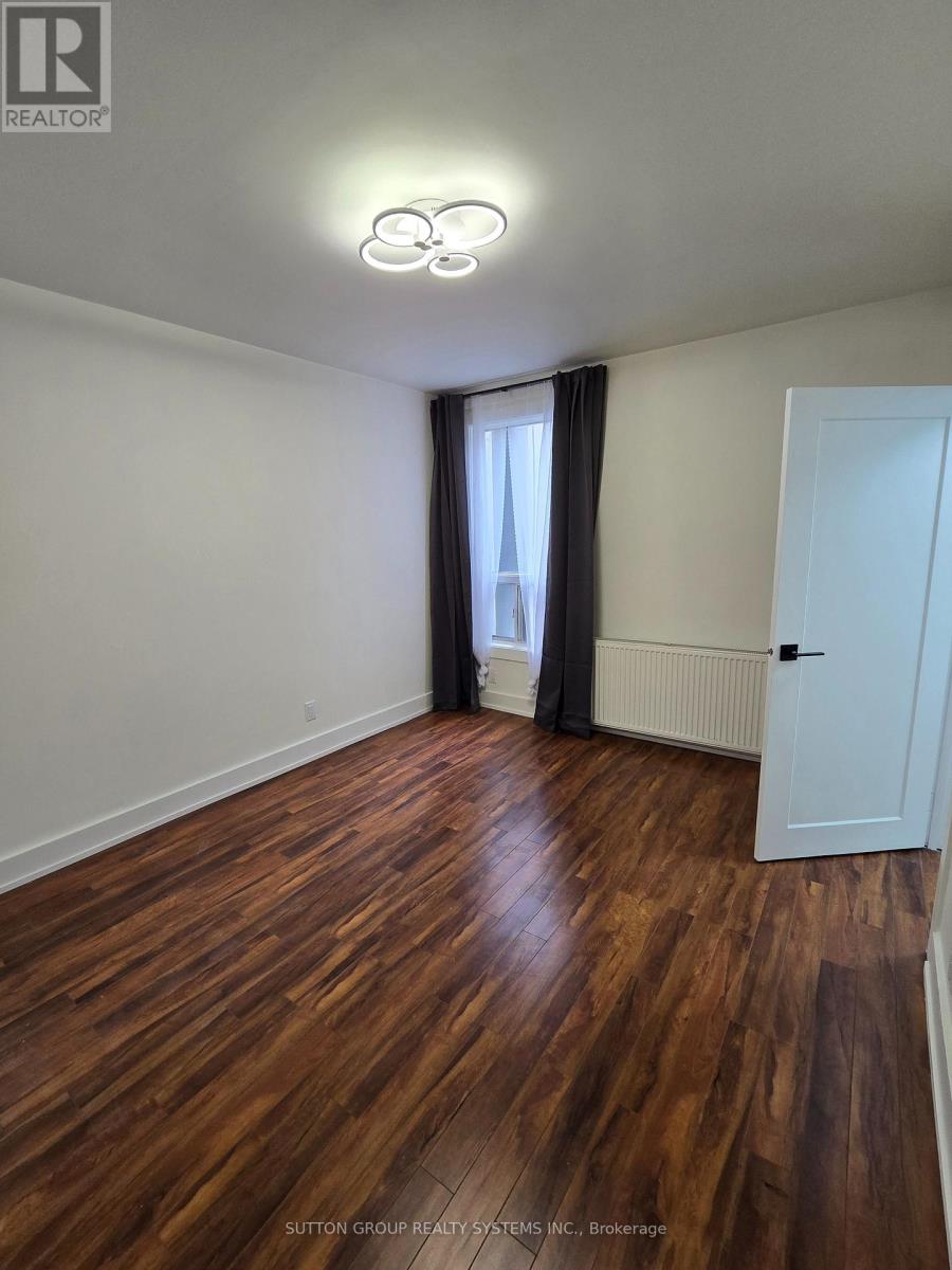 1 - 2886 Lake Shore Boulevard W Property Photo 15