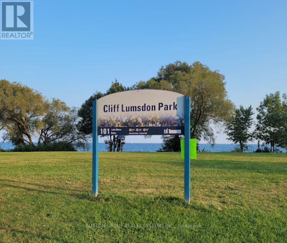 1 - 2886 Lake Shore Boulevard W Property Photo 27