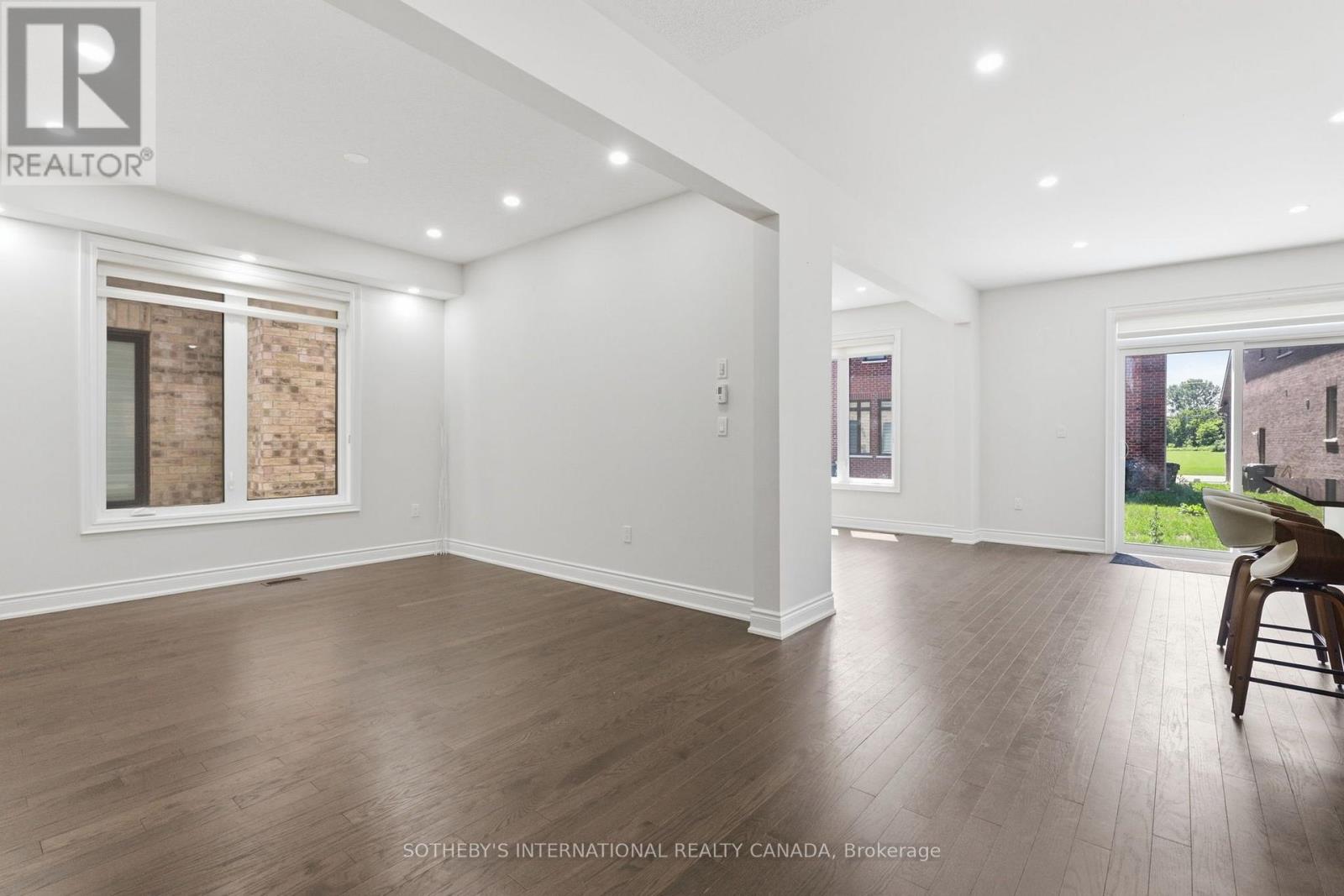32 Bermondsey Way Property Photo 5