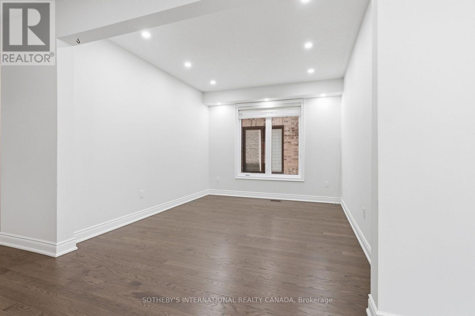 32 Bermondsey Way Property Photo 6