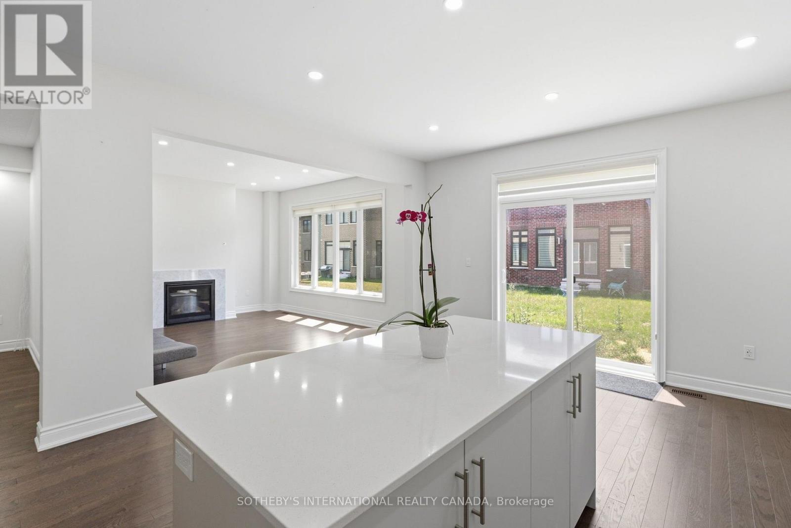 32 Bermondsey Way Property Photo 10