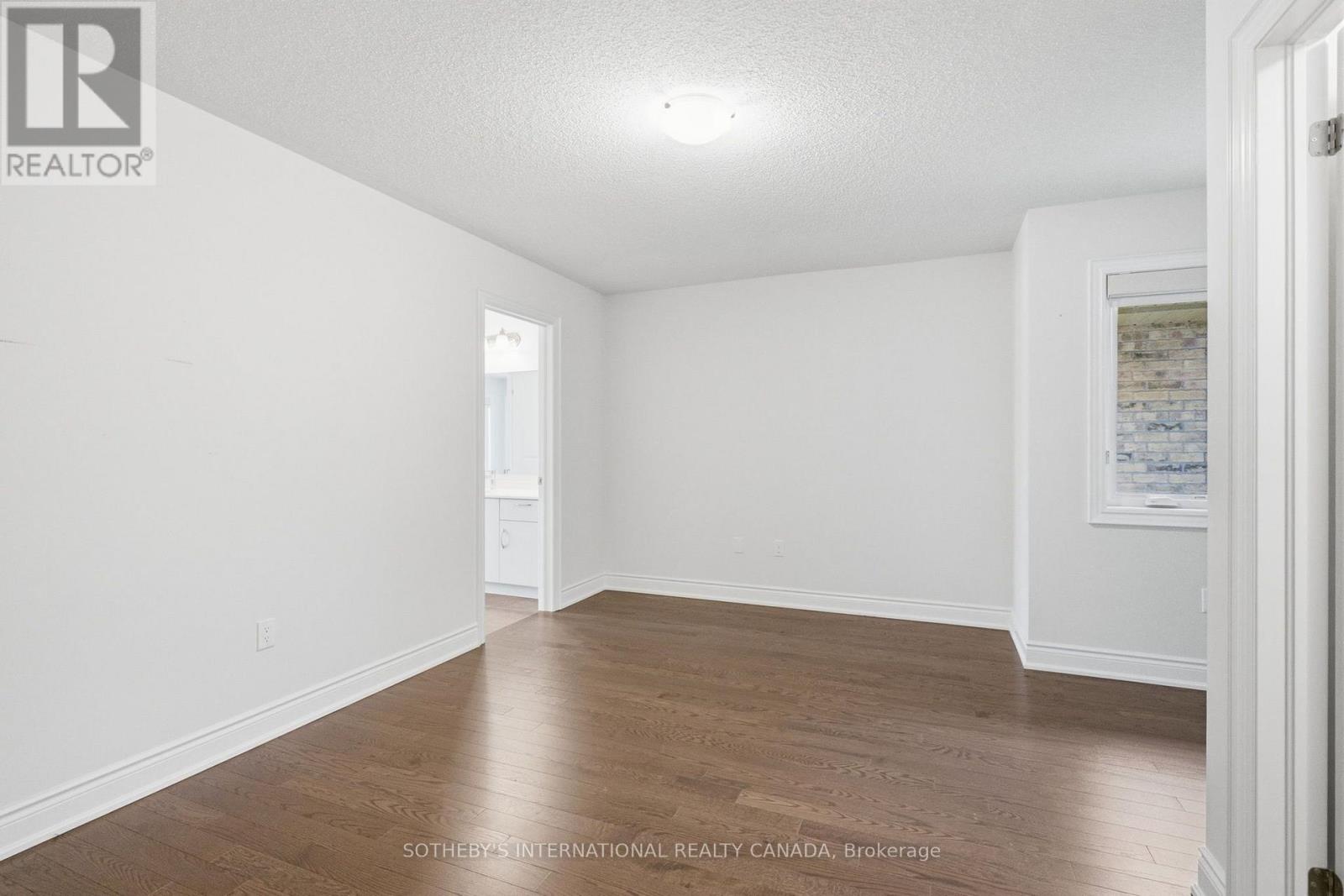 32 Bermondsey Way Property Photo 23