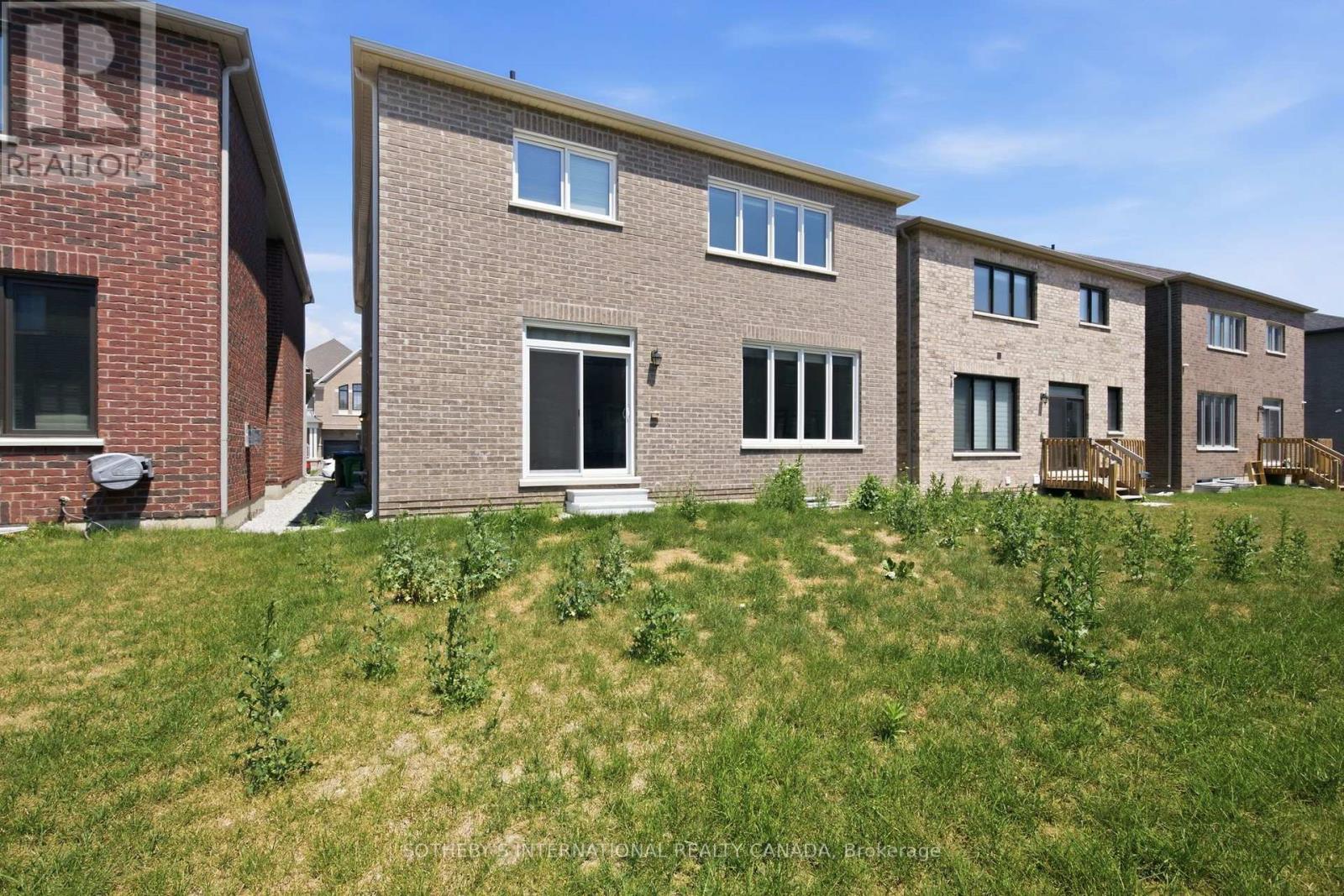 32 Bermondsey Way Property Photo 35