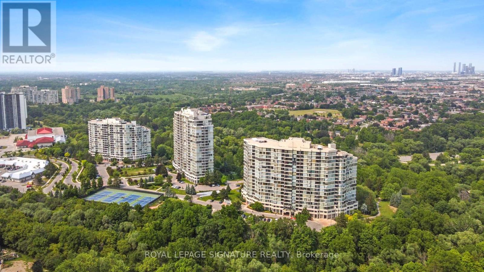 407 - 3 ROWNTREE ROAD Property Photo 1