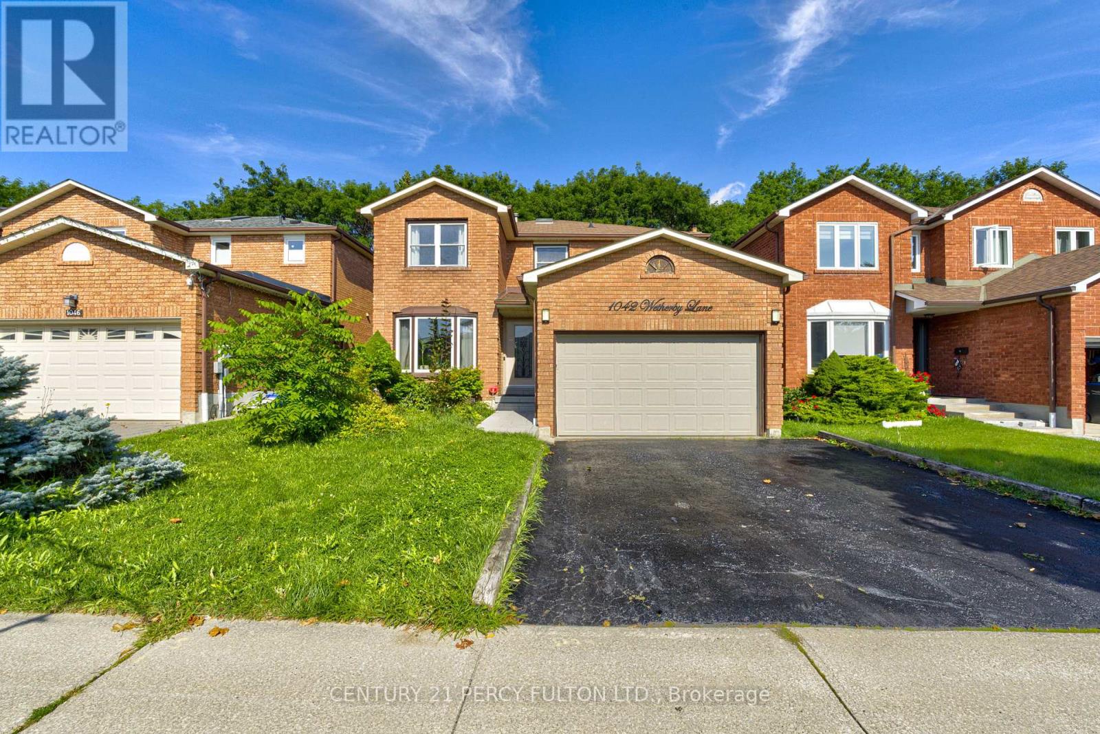 1042 Wetherby Lane Property Photo 1