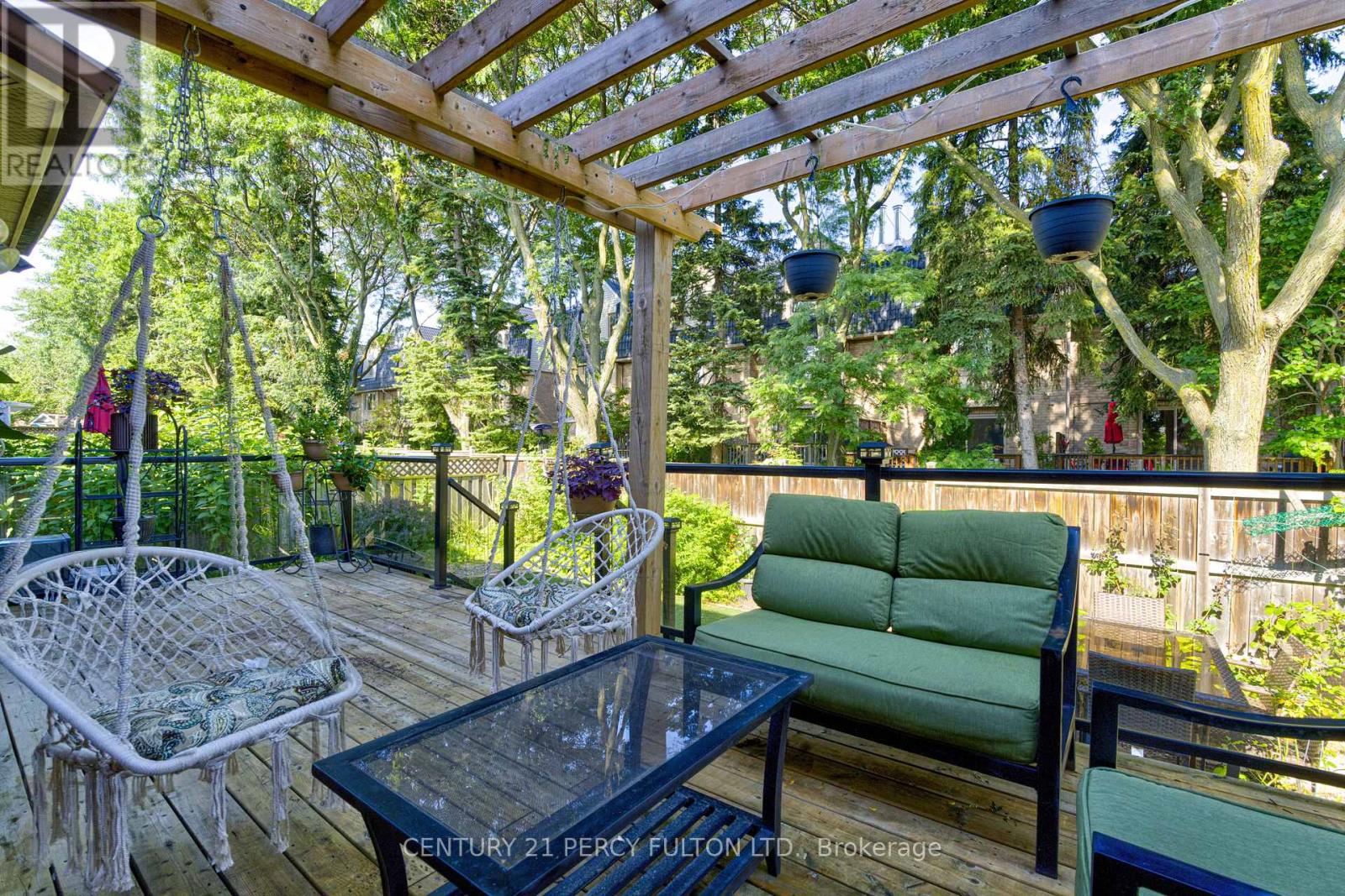 1042 Wetherby Lane Property Photo 39