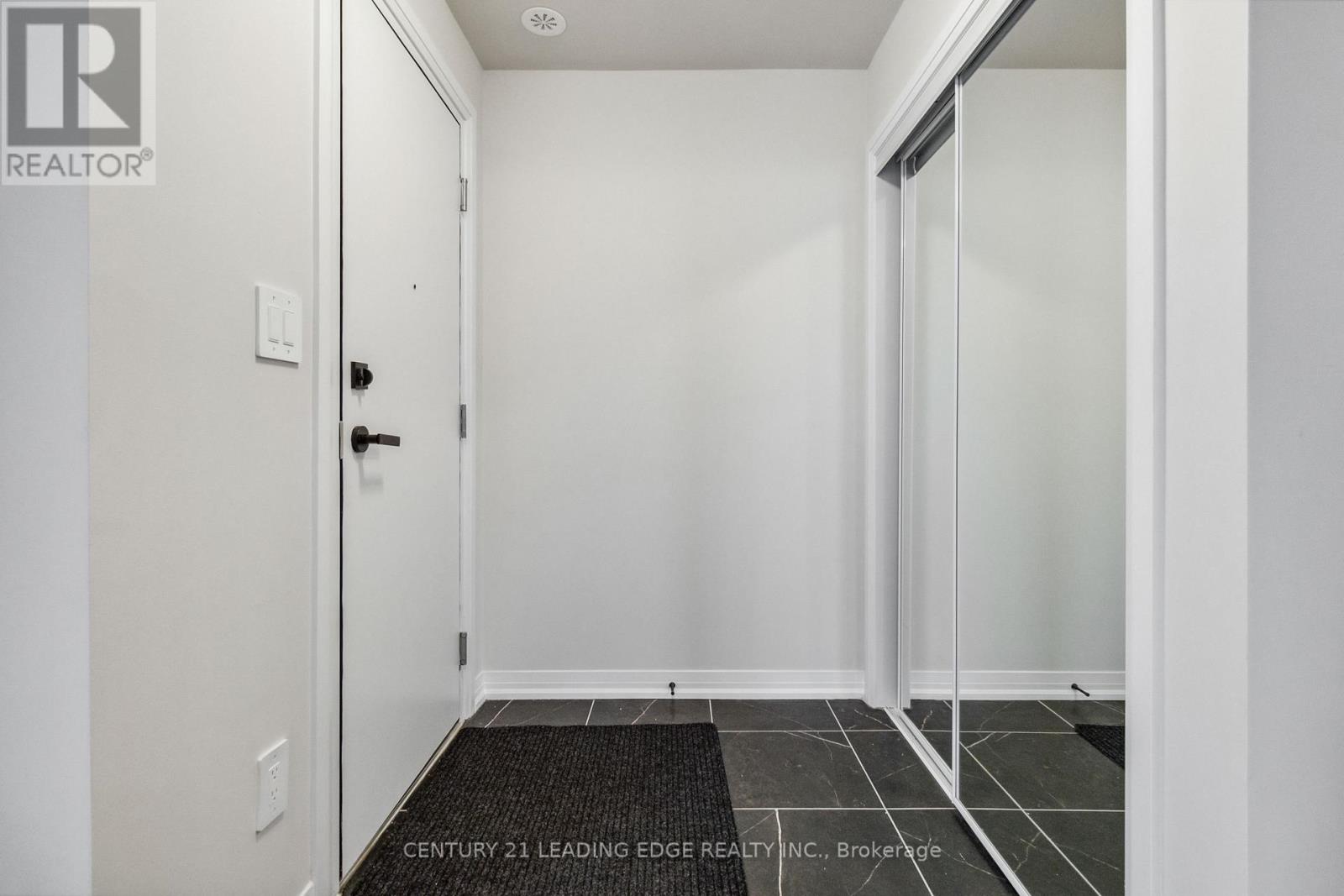128 - 1569 Rose Way Property Photo 8