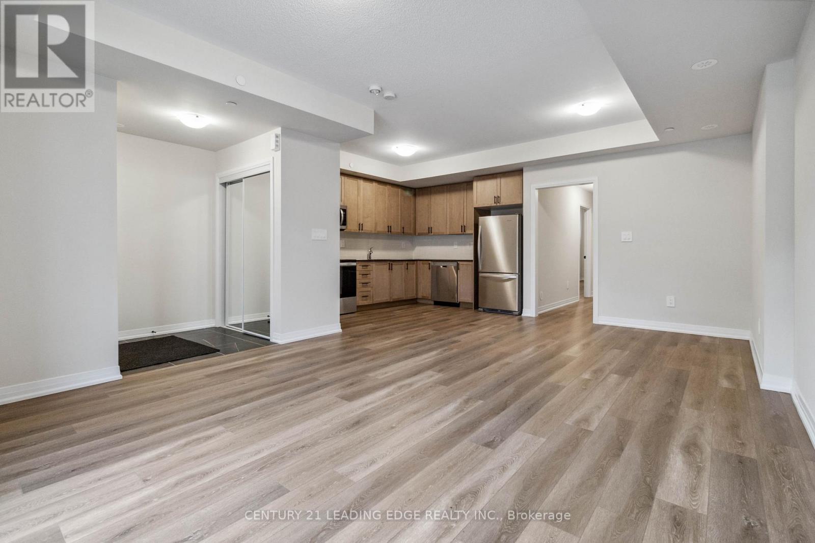 128 - 1569 Rose Way Property Photo 10