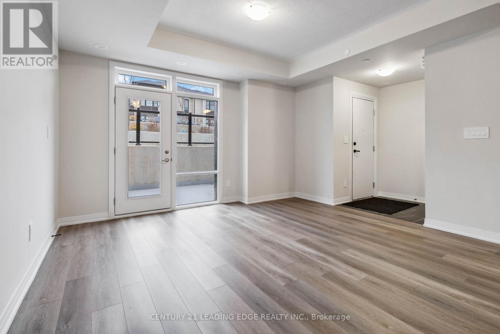 128 - 1569 Rose Way Property Photo 12