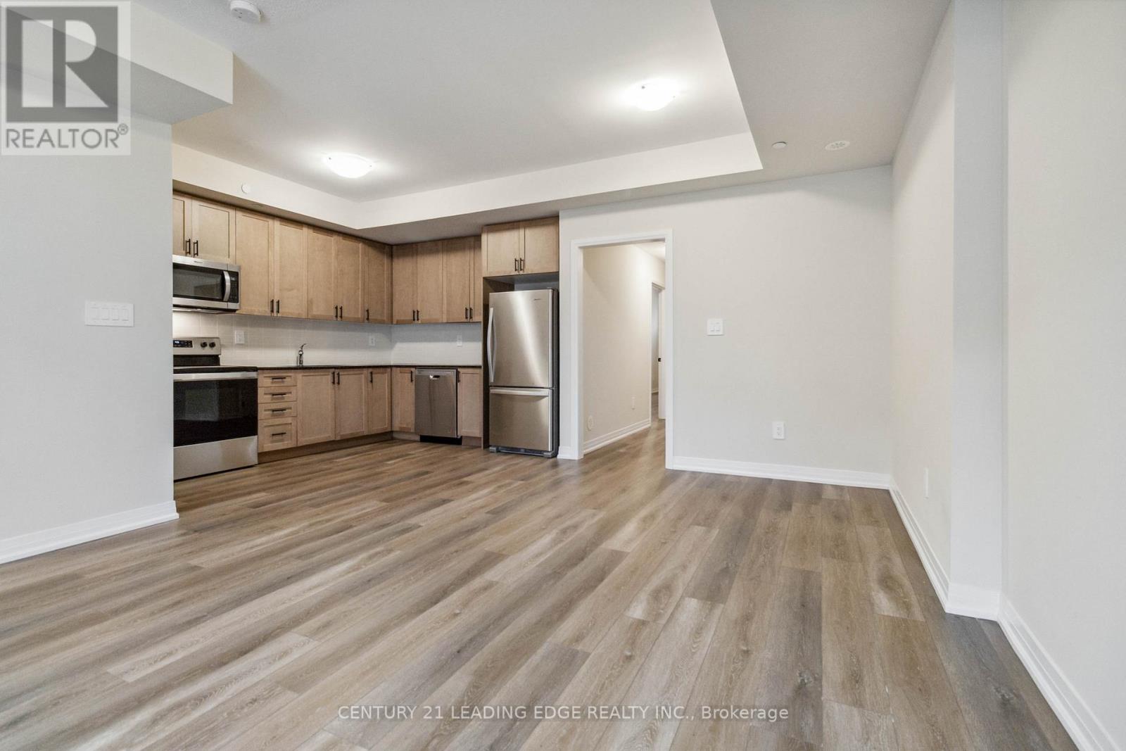 128 - 1569 Rose Way Property Photo 13