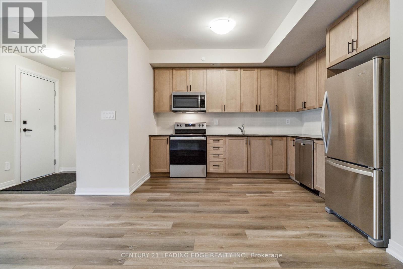 128 - 1569 Rose Way Property Photo 15