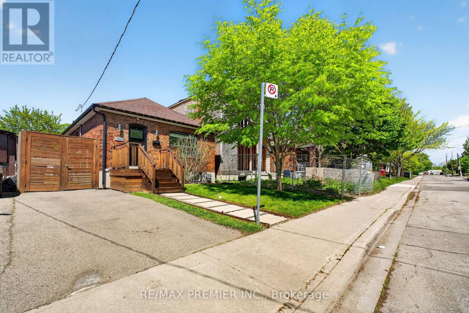 154 FIFTH STREET Property Photo 1