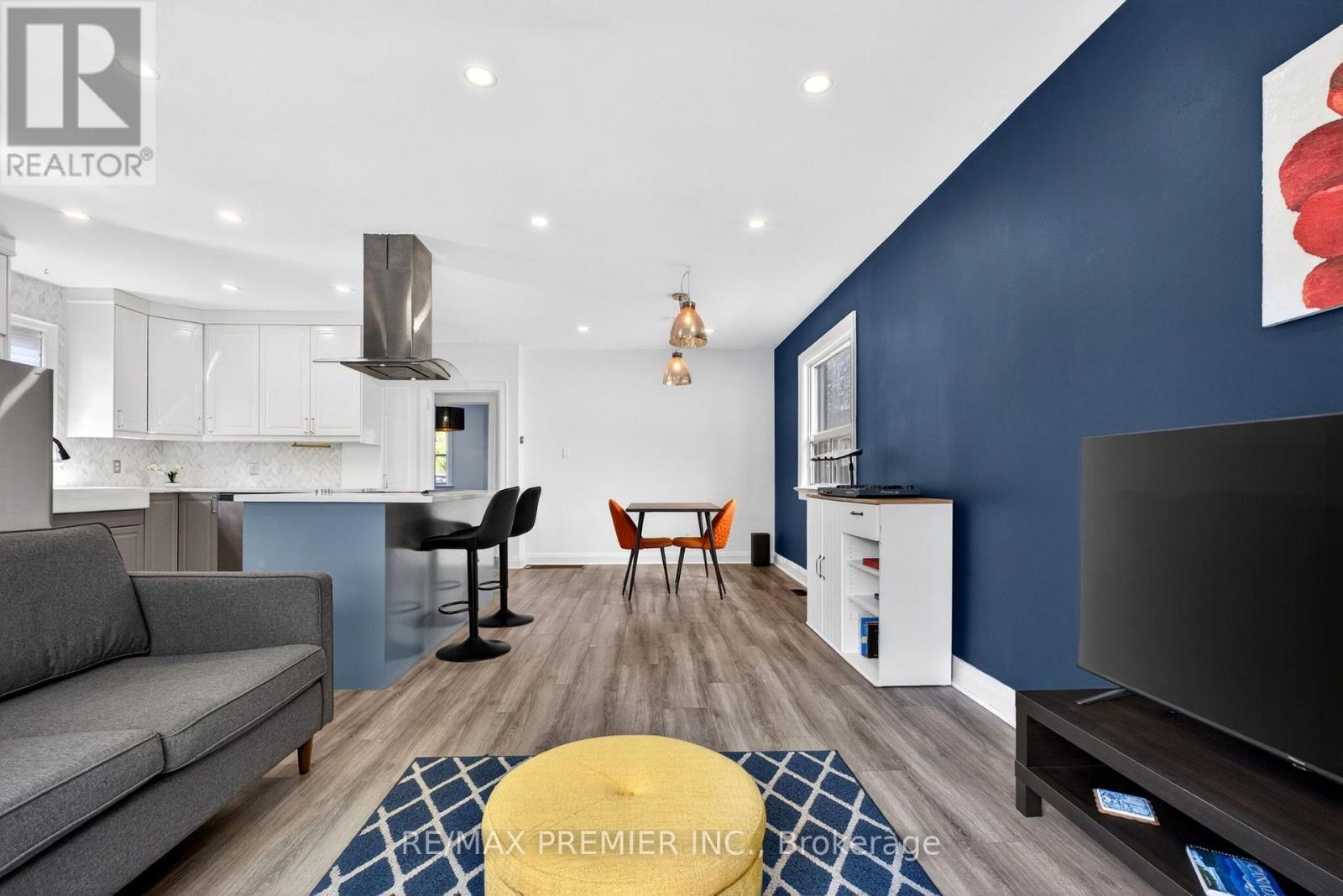 154 Fifth Street Property Photo 6