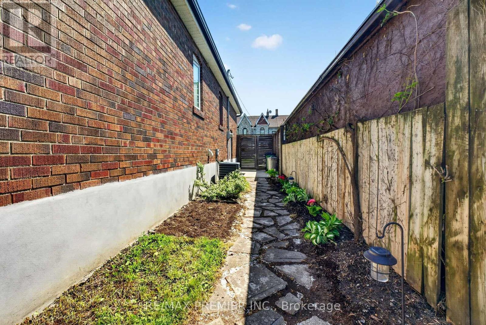 154 Fifth Street Property Photo 35