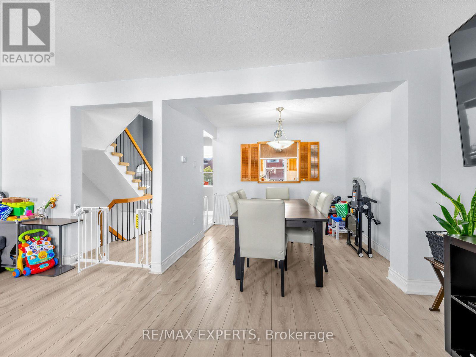 #77 - 333 Meadows Boulevard Property Photo 10