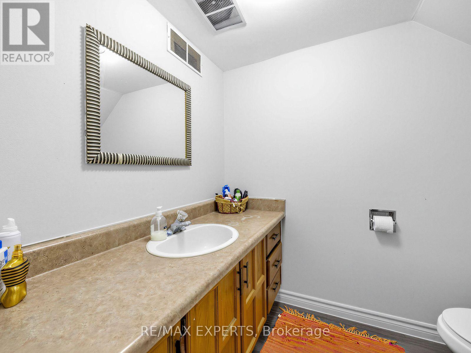 #77 - 333 Meadows Boulevard Property Photo 24