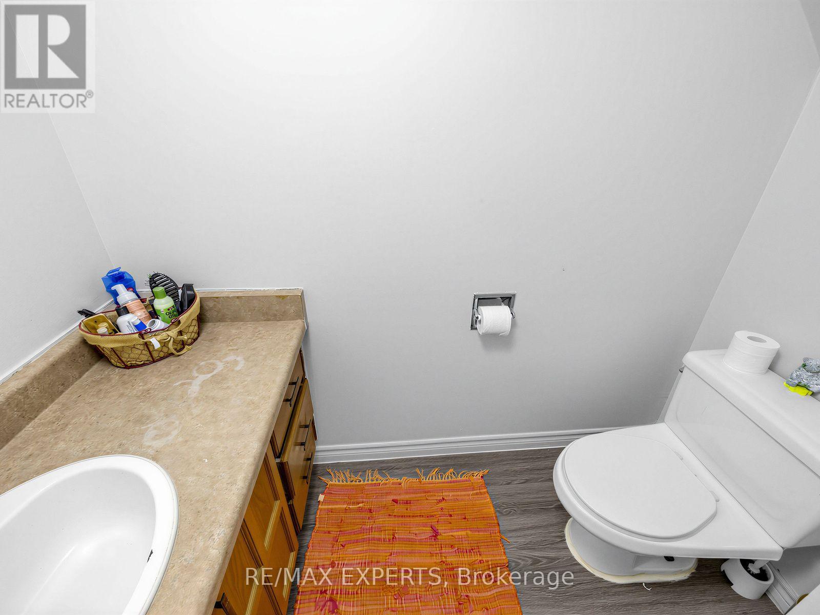#77 - 333 Meadows Boulevard Property Photo 25