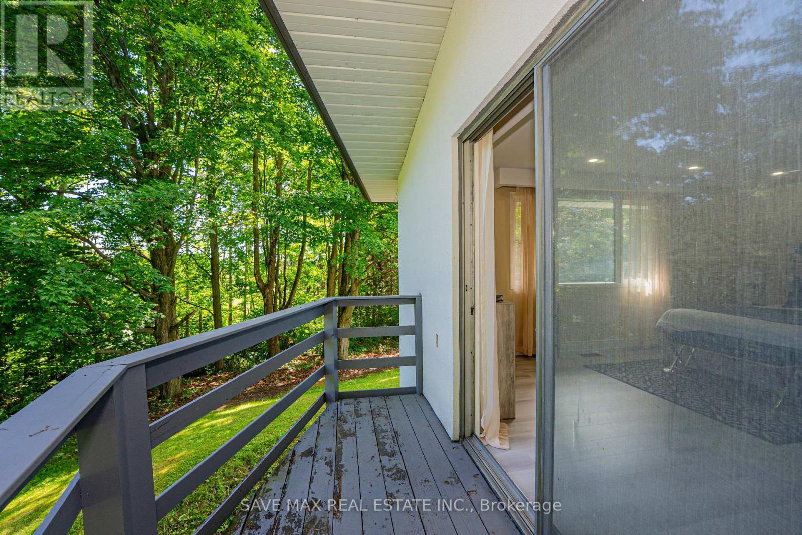 5812 Beech Grove Side Road Property Photo 27