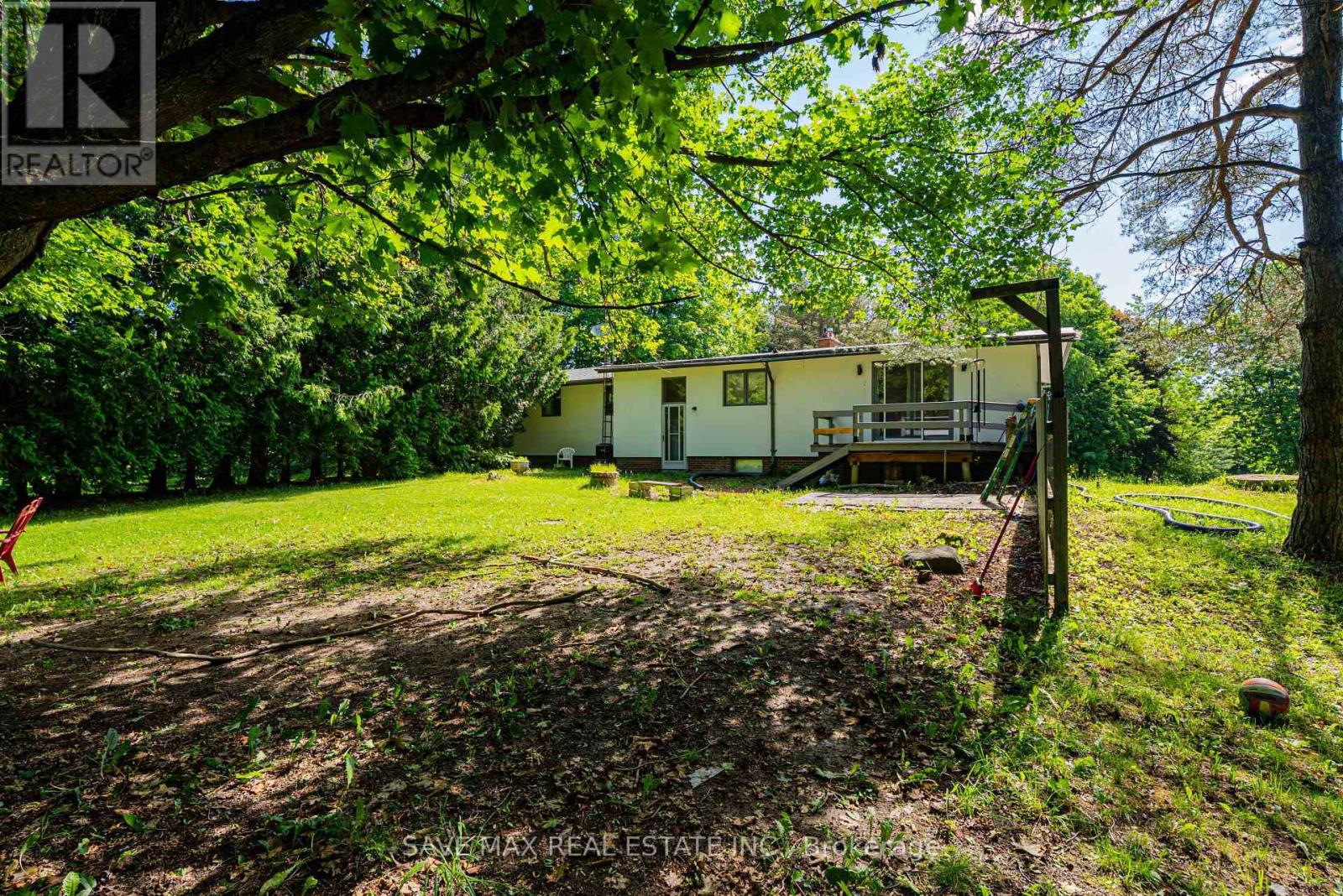 5812 Beech Grove Side Road Property Photo 48
