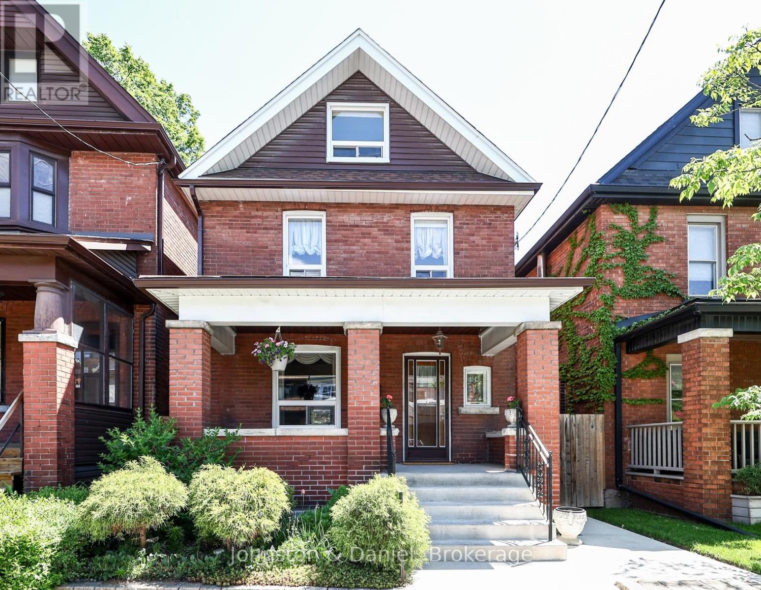 553 Runnymede Road Property Photo 2